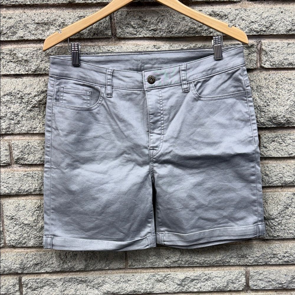 Parasuco Women's Light Gray Flat Front Shorts